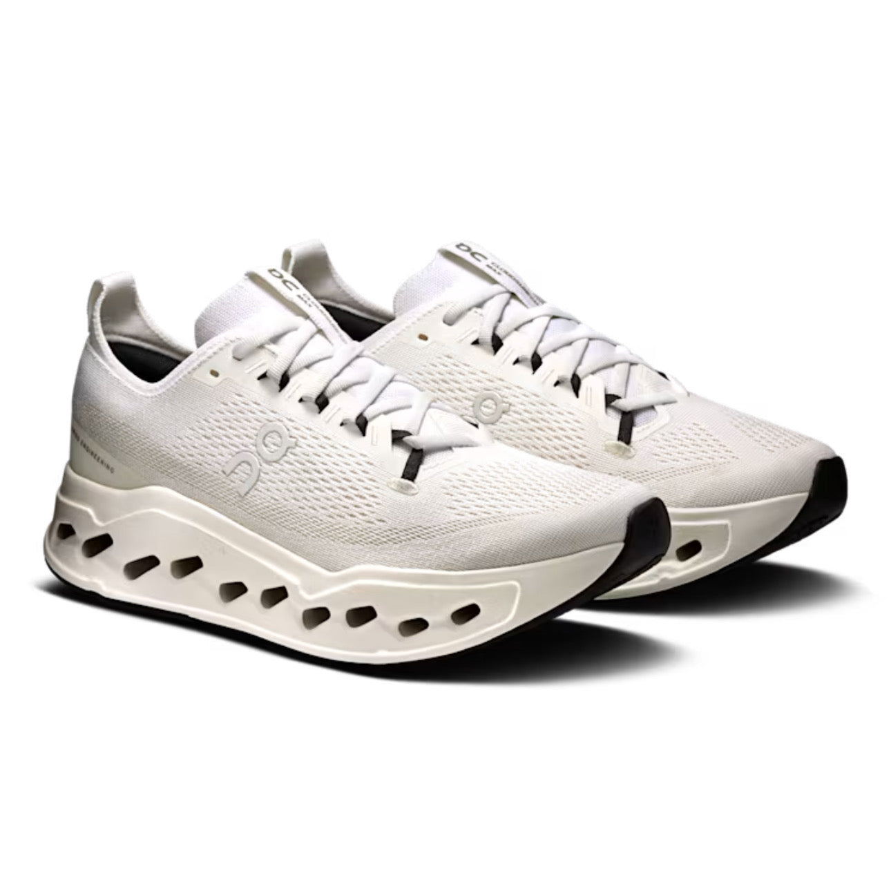ON Cloudsurfer Max White | White