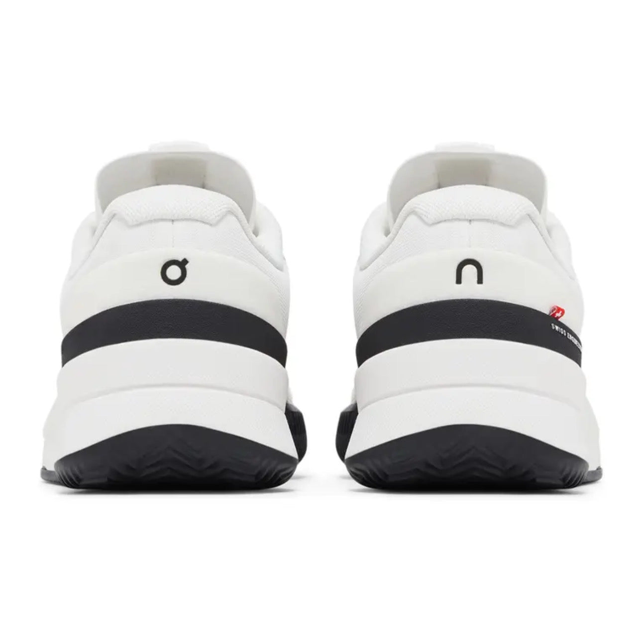 ON The Roger Pro 2 Clay 'White Black'