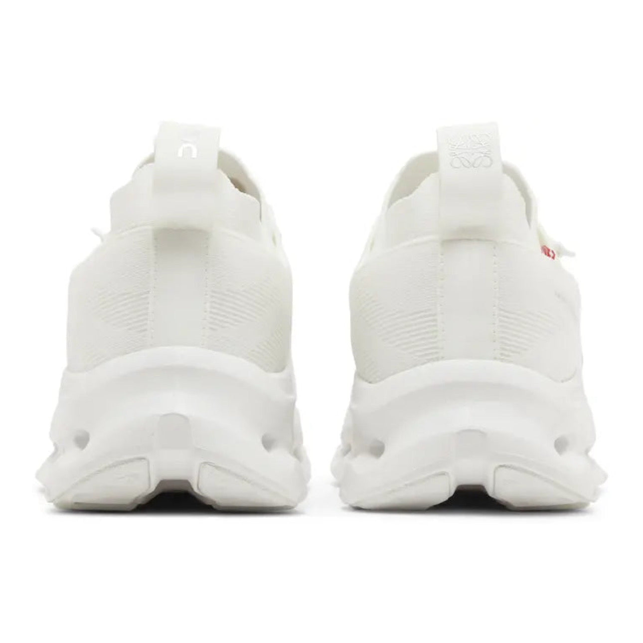 LOEWE x OnCloudtilt All white