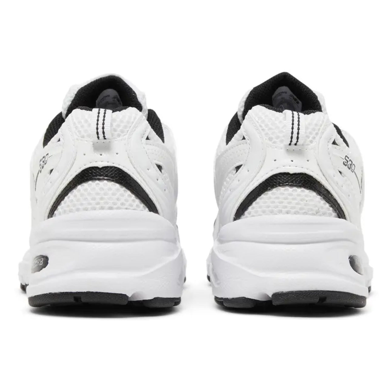 New Balance 530 – White Black Details