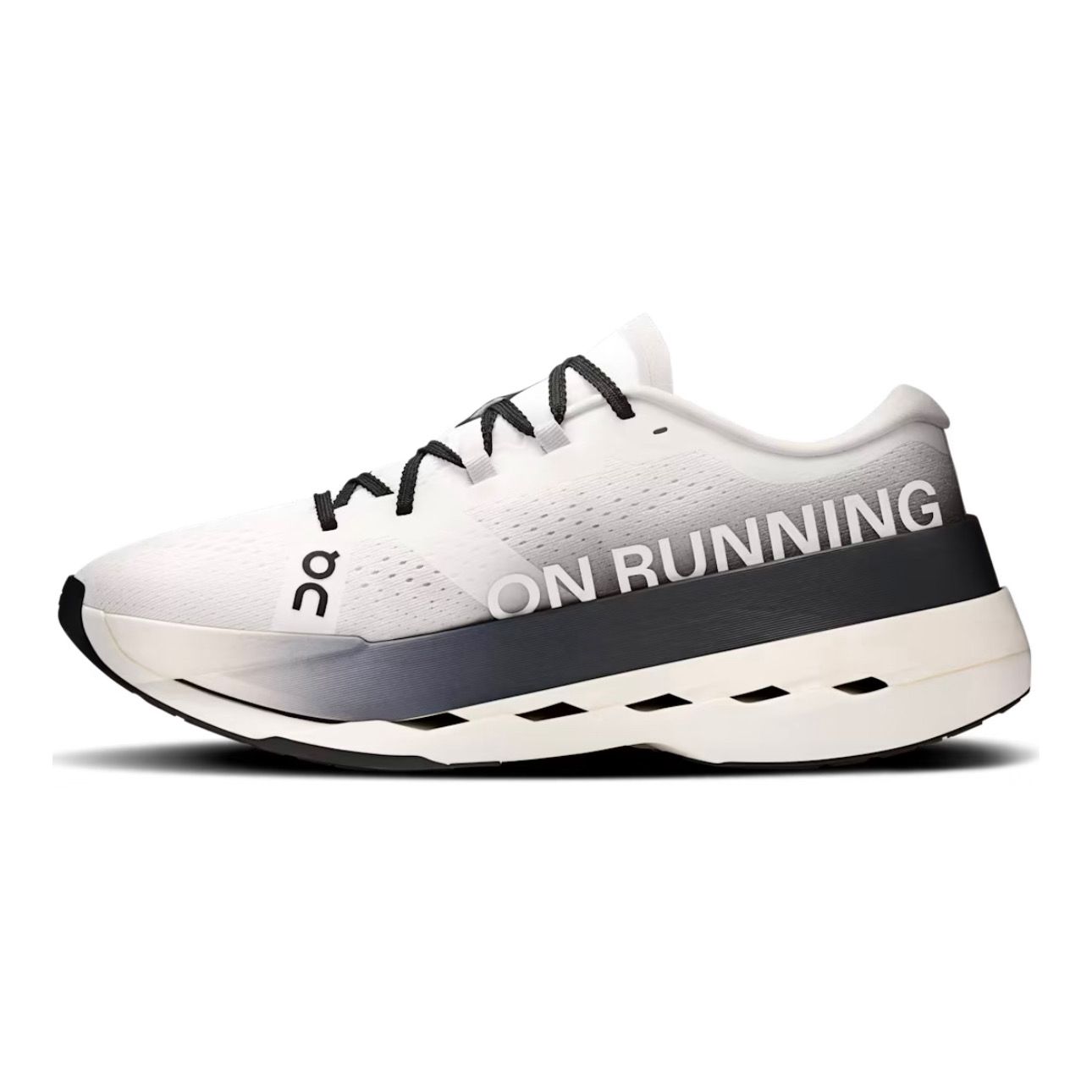 On Running Cloudboom Max White/Black
